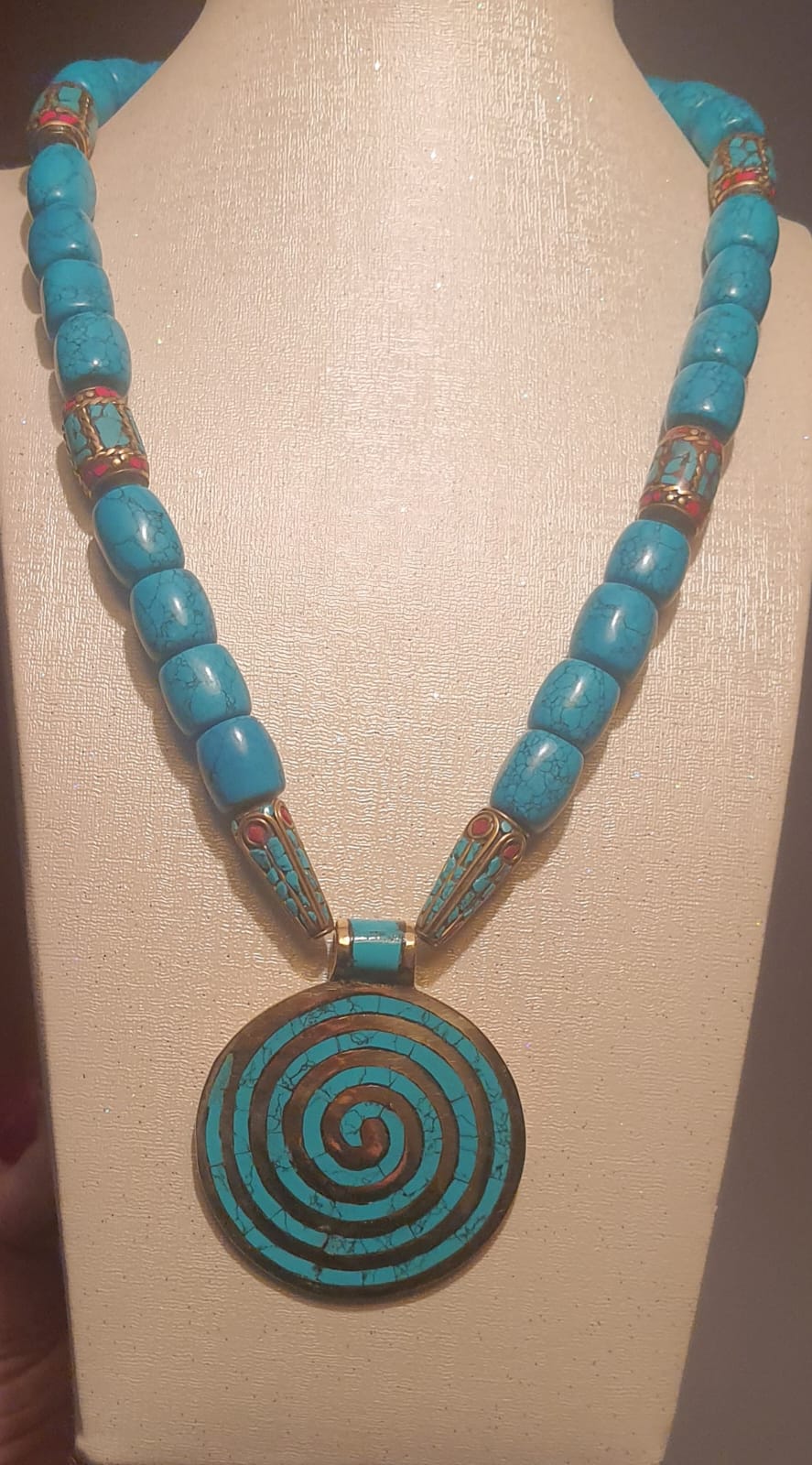 Collier ANIYA