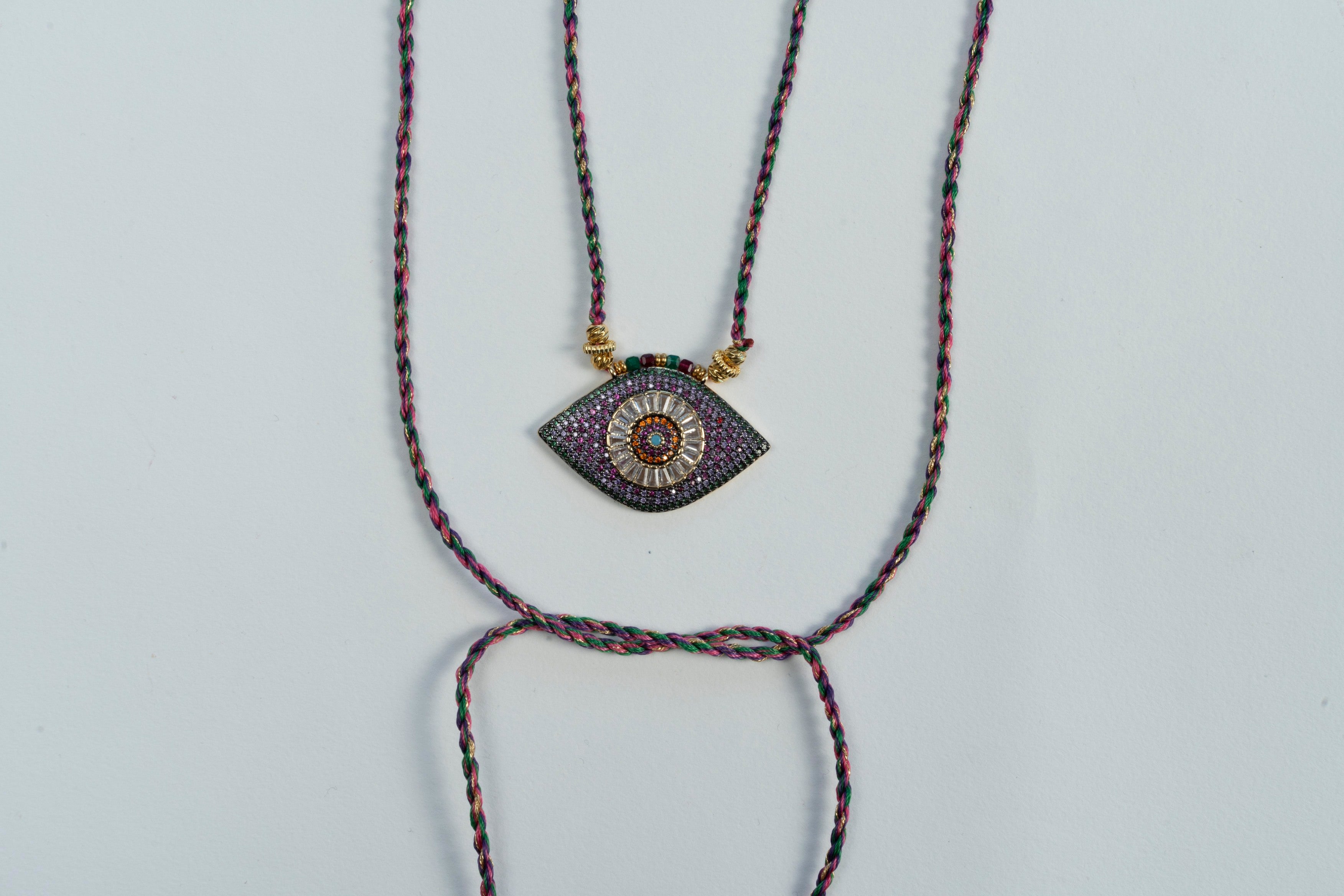 Cord necklace with pendant