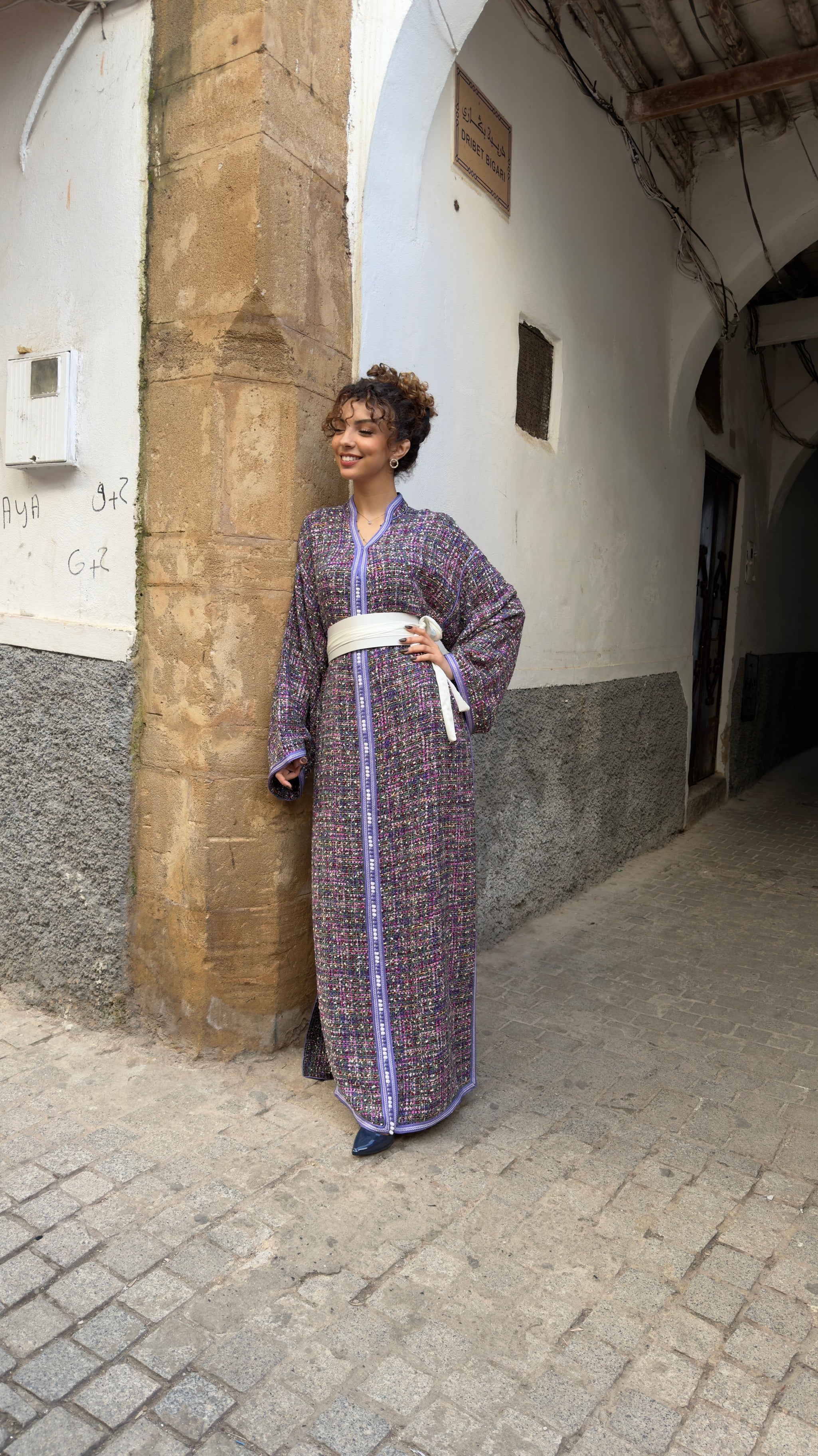 Le Caftan en Tweed Améthyste & Ceinture Contrastée