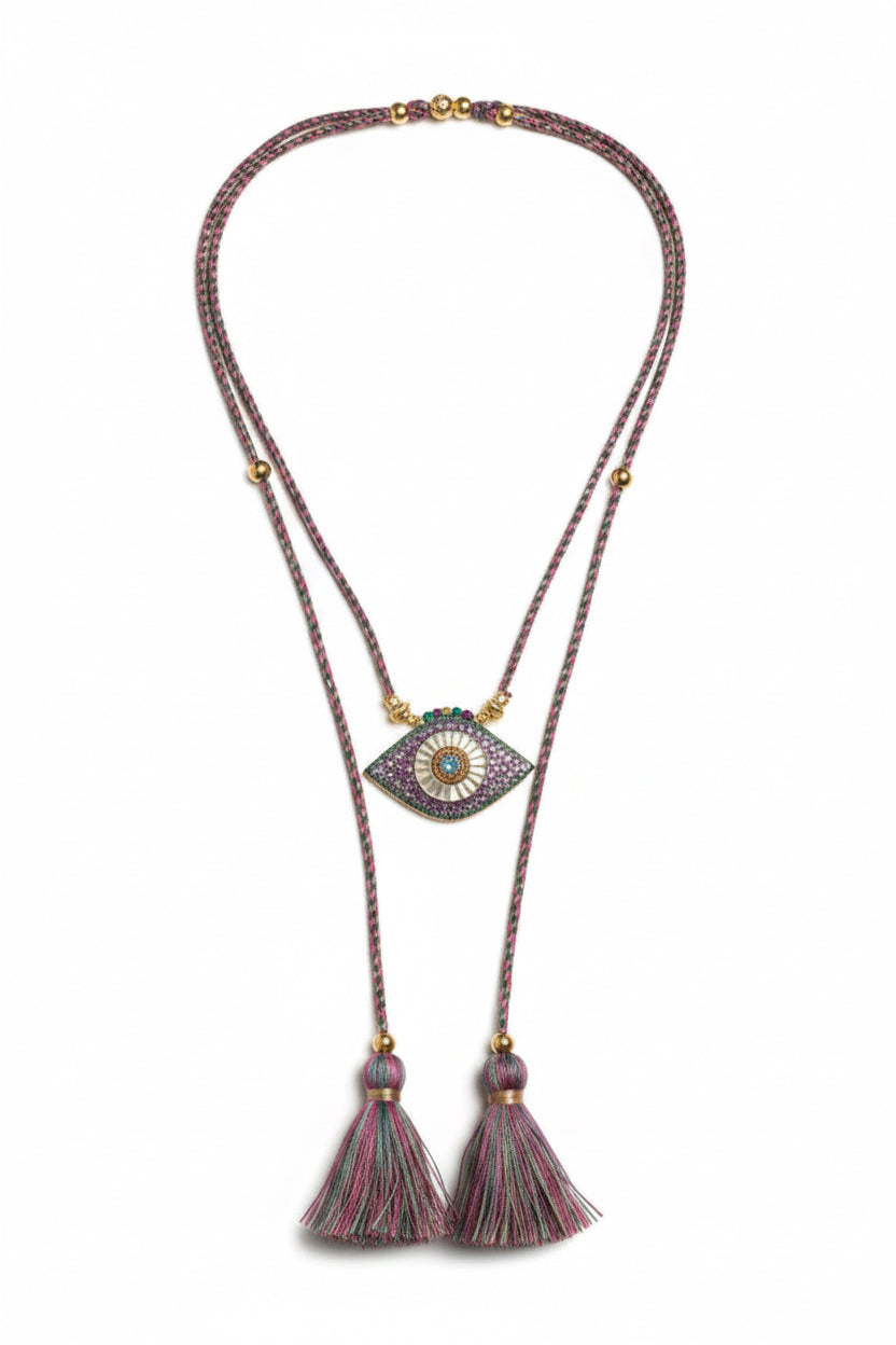 Cord necklace with pendant