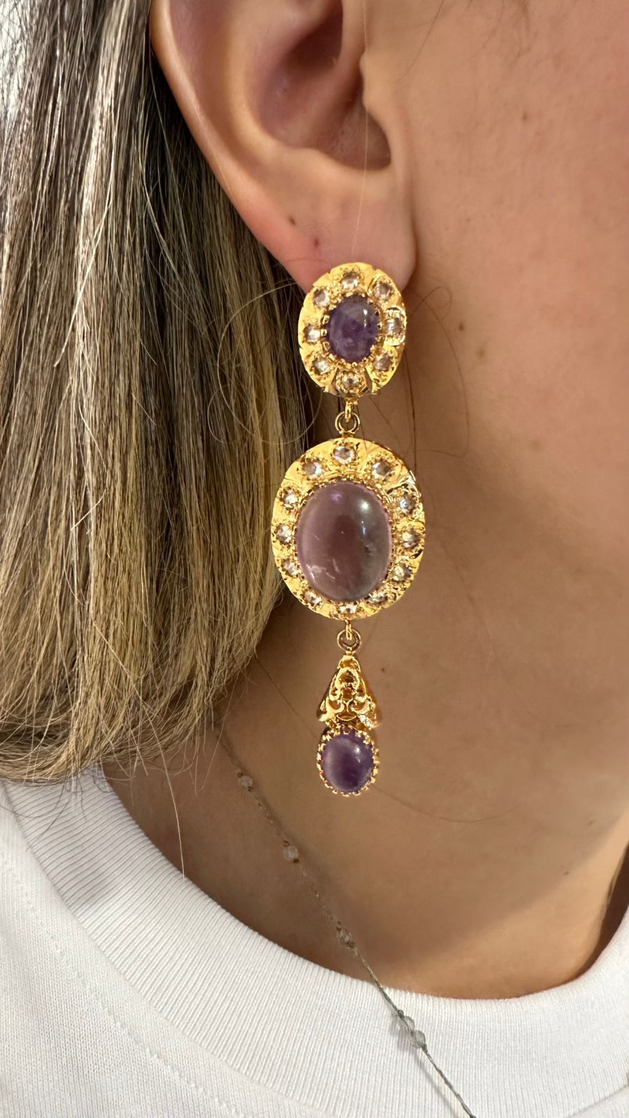 Modhila earrings