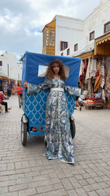Le Caftan en Brocart Épique & Fresque Abstraite