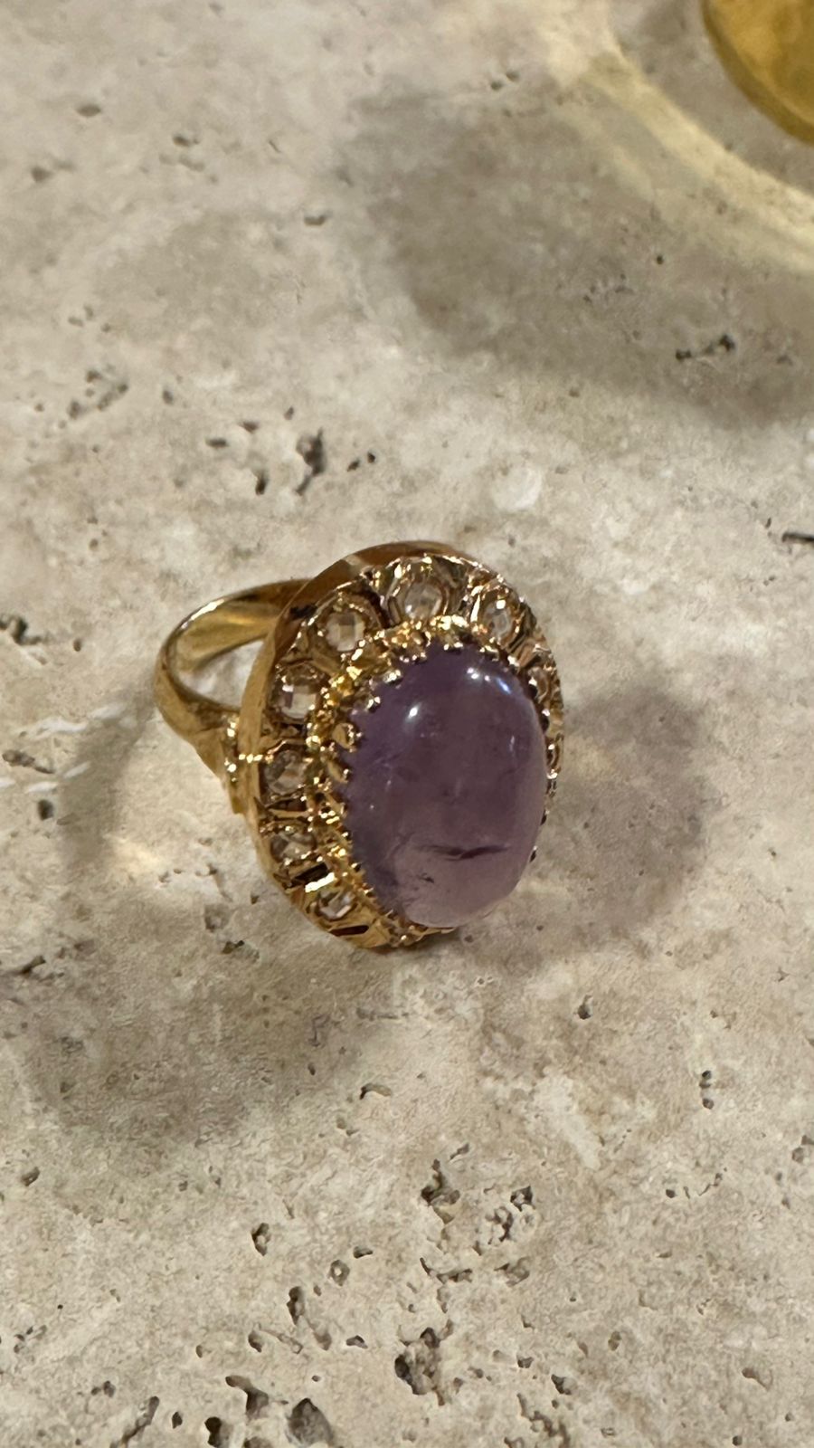 Modhila ring