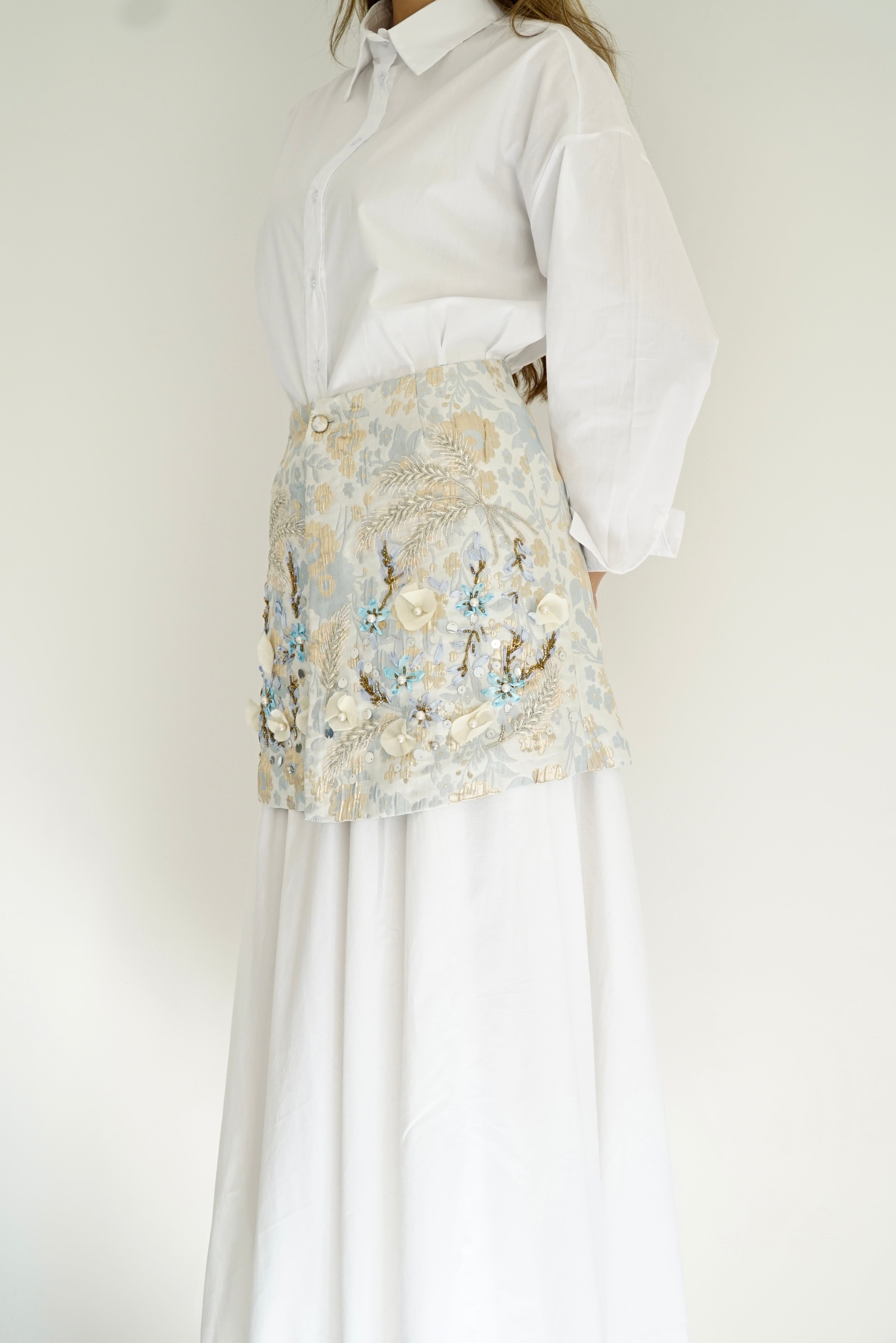 Skirt belt